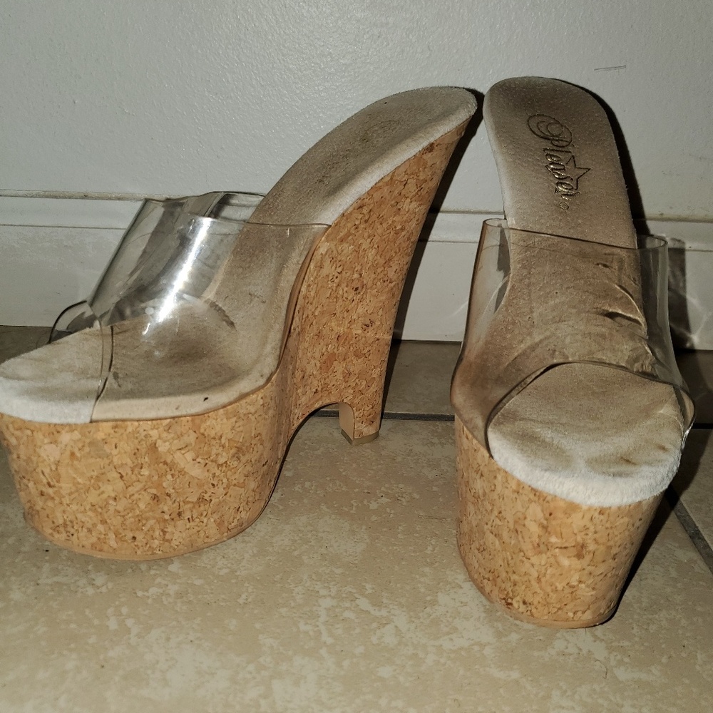 PLEASER cork wedge
